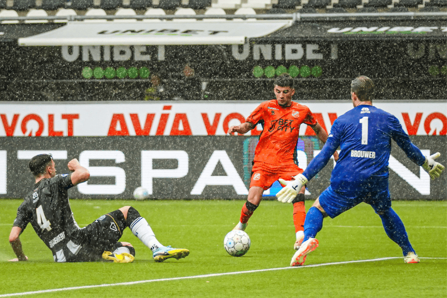 南宫体育互动-国际比赛日葡超焦点战，费耶诺德豪取连胜，球迷炸锅，球队文化再被提及(欧陆战争1914无敌版)